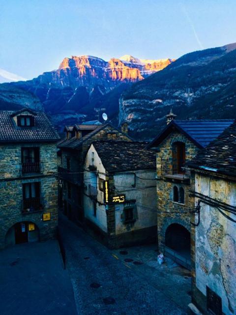 Apartamentos Valle De Ordesa-Torla Dış mekan fotoğraf